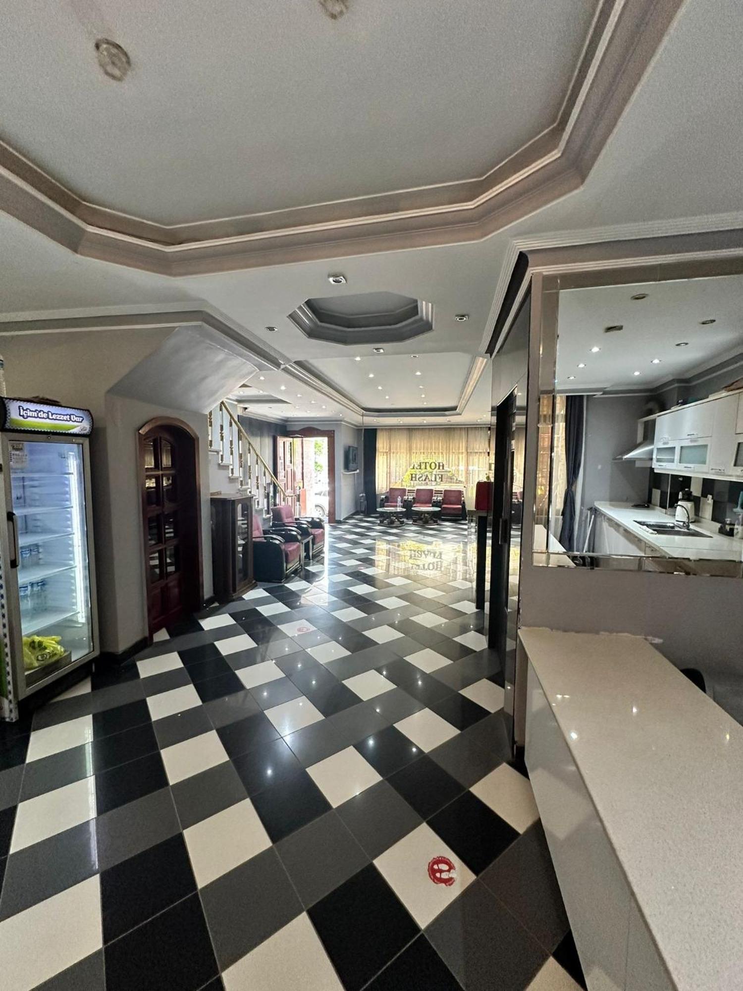 Hotel Flash Suite Istanbul Bagian luar foto